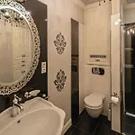 Luxury 150m2 On Wencelas Square With Private Garage * Praga