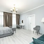Luxury 150m2 On Wencelas Square With Private Garage