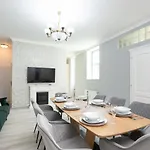 Appartamento Luxury 150m2 On Wencelas Square With Private Garage Praga