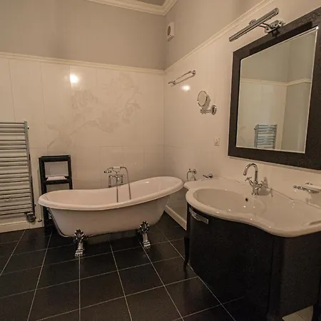 Luxury 150m2 On Wencelas Square With Private Garage