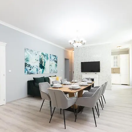 Luxury 150m2 On Wencelas Square With Private Garage