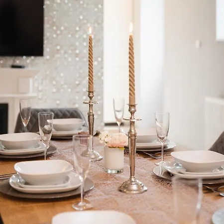 Luxury 150m2 On Wencelas Square With Private Garage * Prag